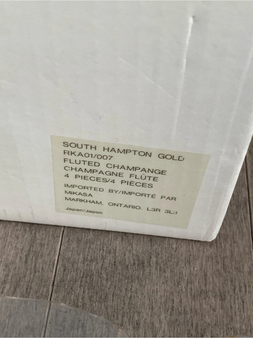 Mikasa Crystal South Hampton Gold Champagne Flutes Set of 4
Brand new box - Picture 7 of 12